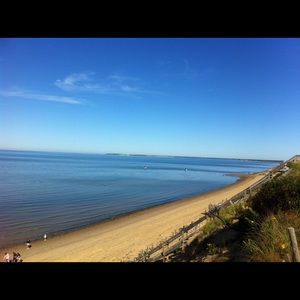 Meet your Posher, Clare