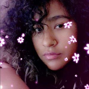 Meet your Posher, Beatriz