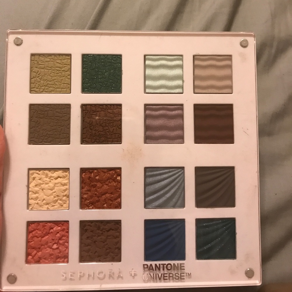 Sephora + Pantone Universe Energy Element Palette