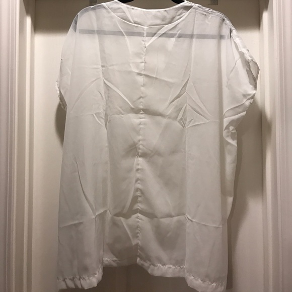 White Coverup for your Swimsuit - Picture 2 of 3