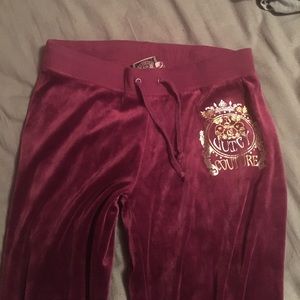 maroon tracksuit bottoms