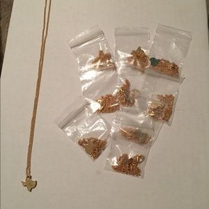 {4for$20} Tiny Texas Necklace