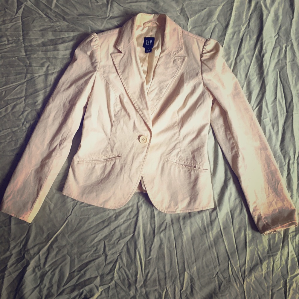 GAP Creme Blazer