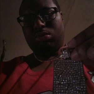 Meet your Posher, Elliott