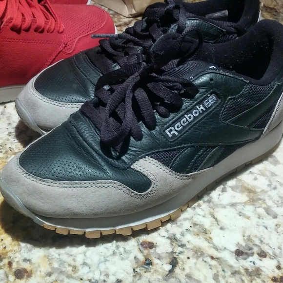 Shoes - Picture 2 of 2