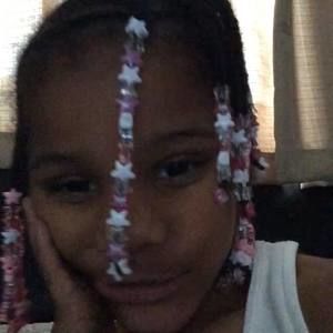 Meet your Posher, Chelsie