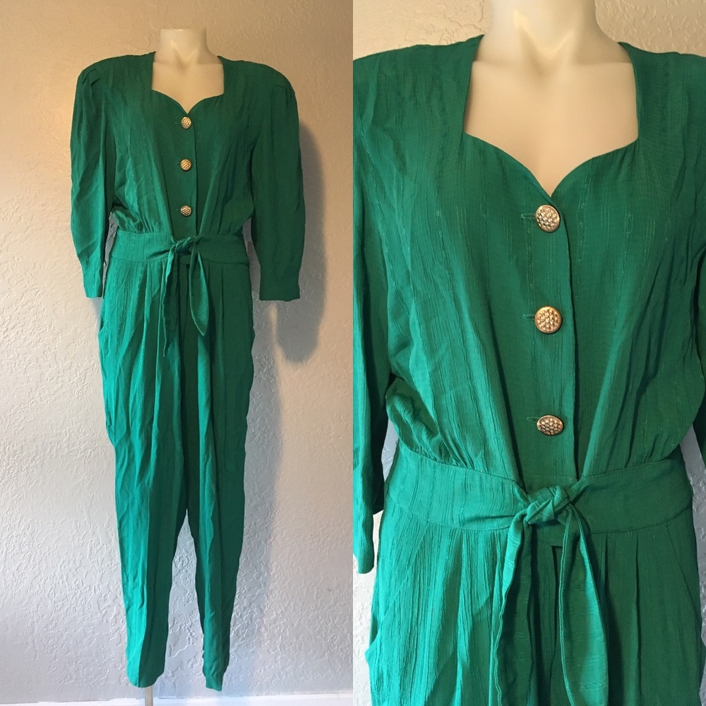 Vintage jumpsuit with cool button