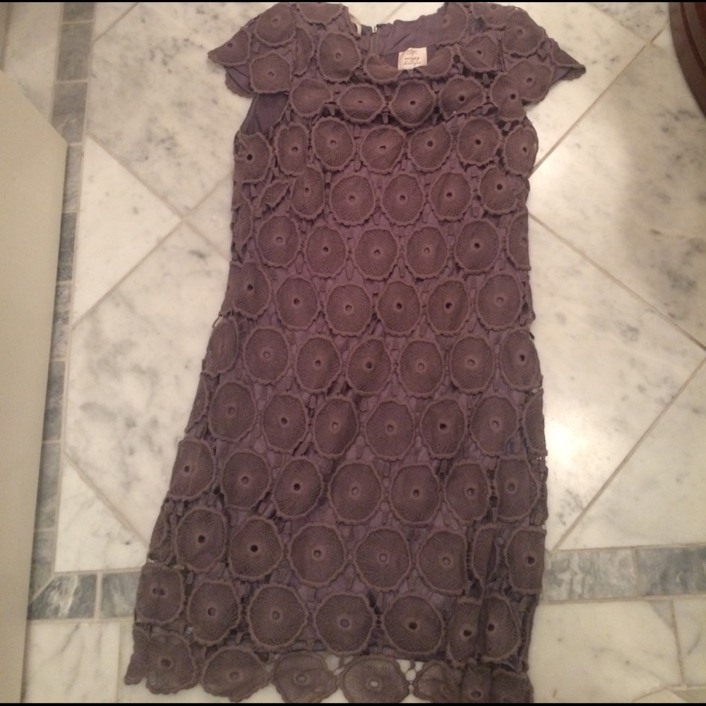 Maggy London lace shift dress