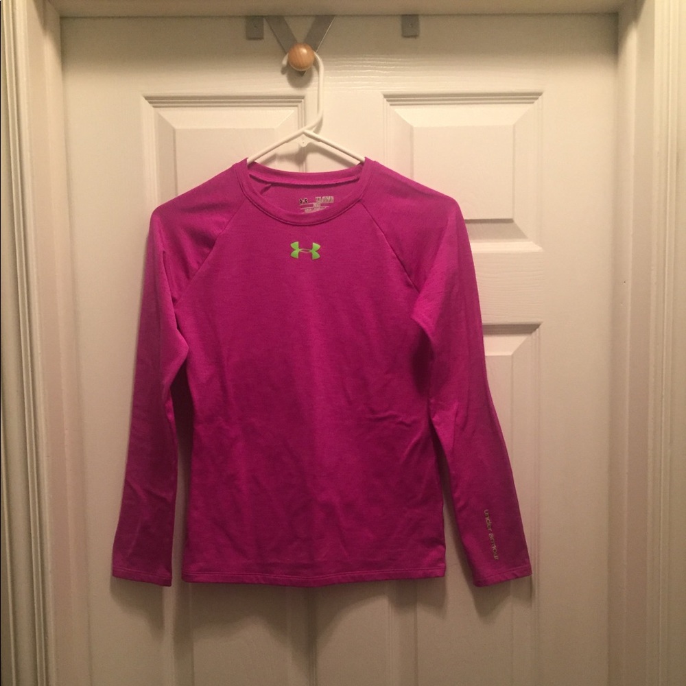 Girls Under Armor shirt