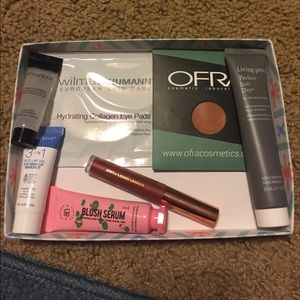 Make up samples that I'll never use.