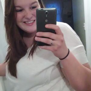 Meet your Posher, Alexandra