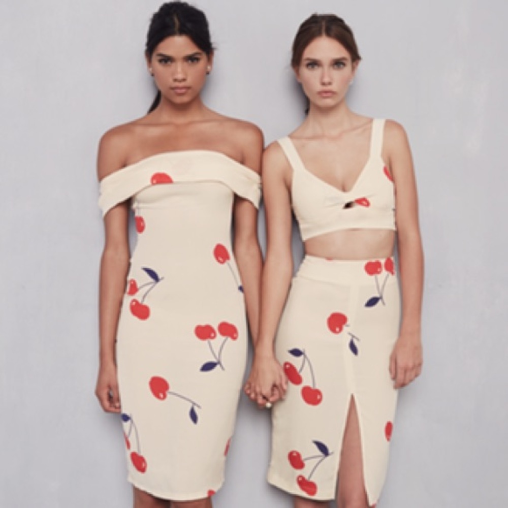 Reformation Carrera Dress 🍒