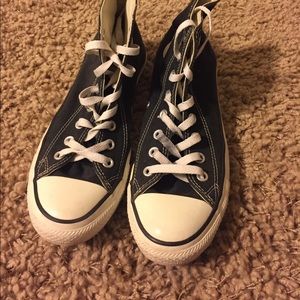Black high top converse