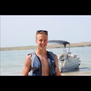 Meet your Posher, Kaleb