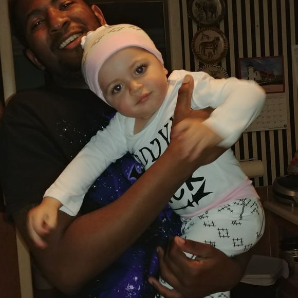 Meet your Posher, Kyle - Picture 1 of 1