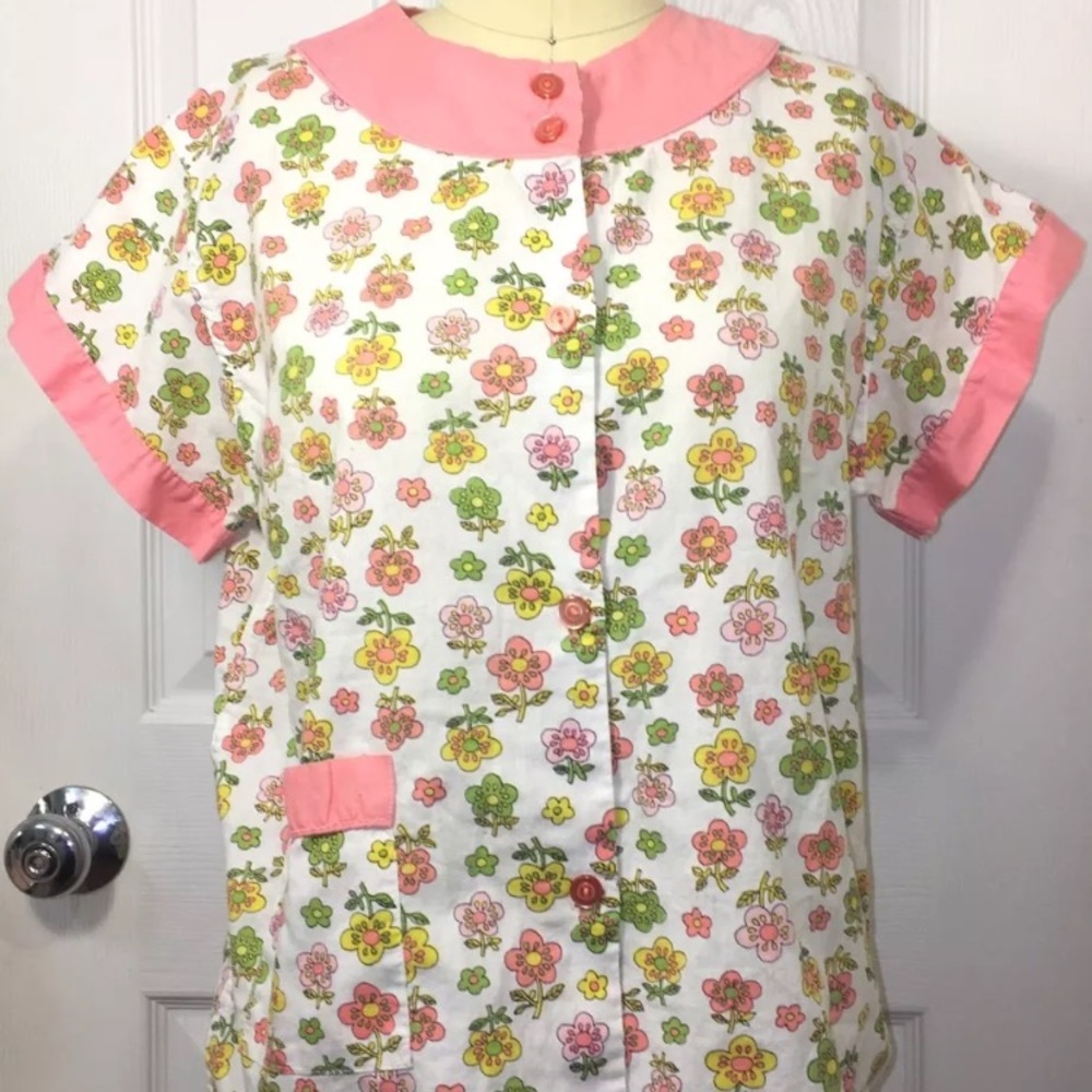 Vintage Top 70s Mod Floral Button Down small