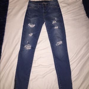 Kendall and kylie ripped jeans