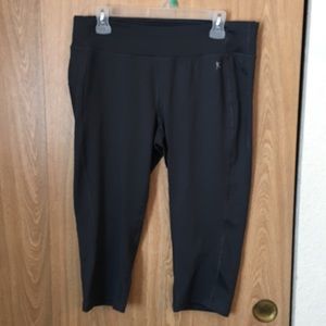 Danskin now size L lot workout capris/leggings