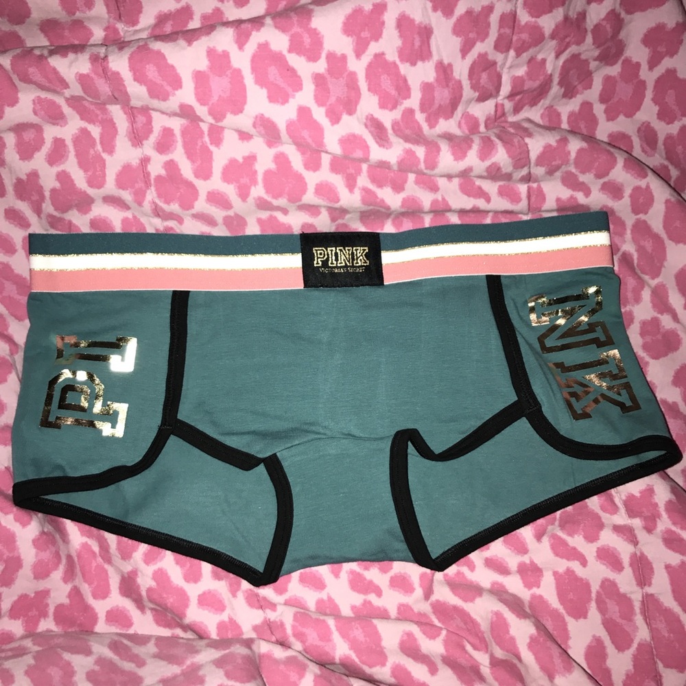 VS PINK LOGO Boyshorts