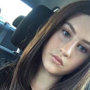 Meet your Posher, Maddie