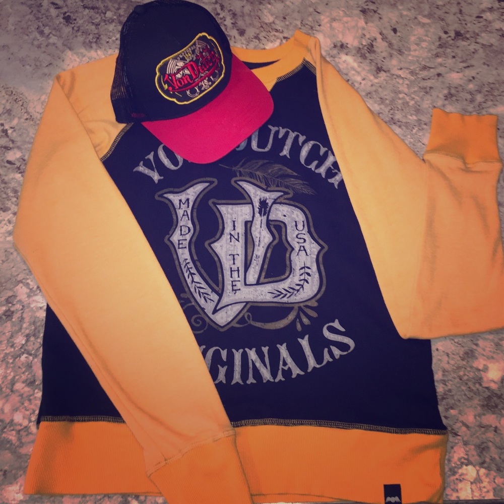 Von Dutch hat and matching sweat shirt!!