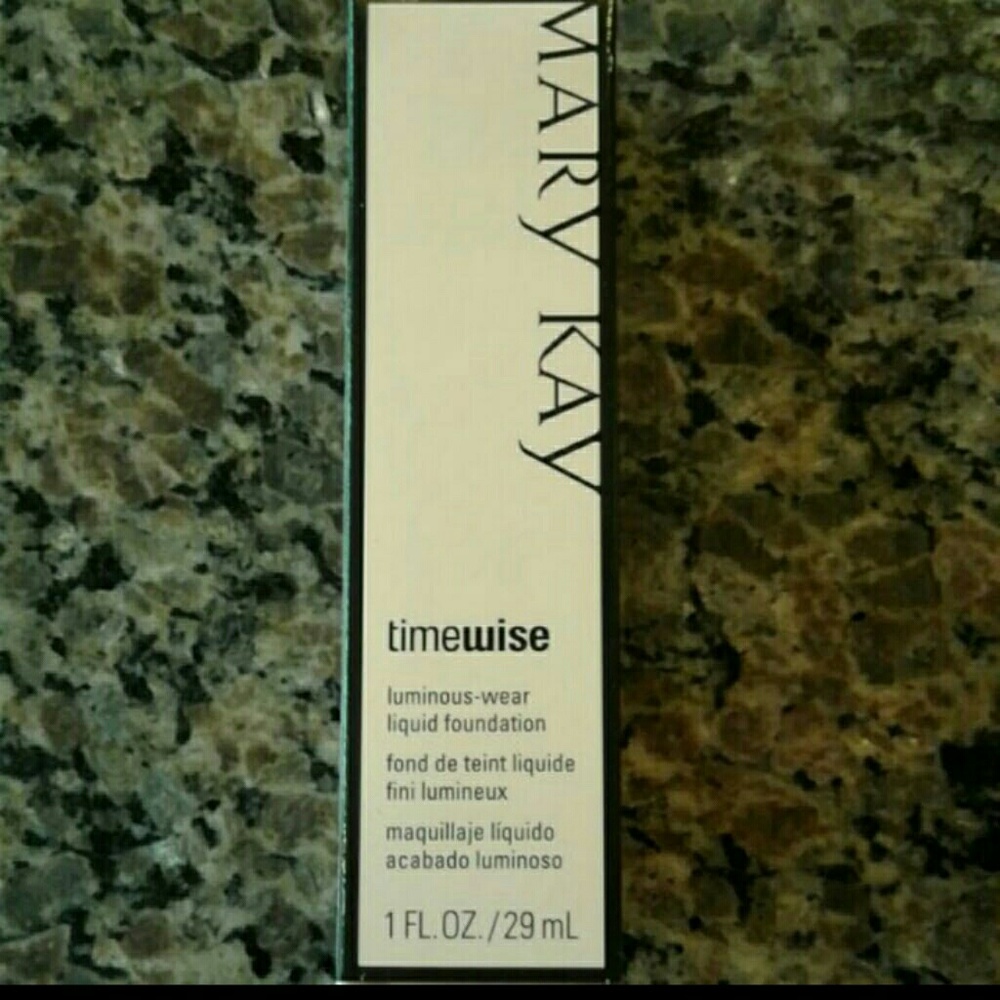 New Mary Kay Timewise Foundation Beige 3