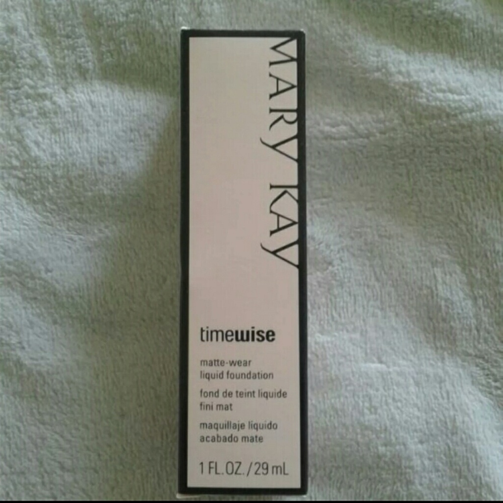 New Mary Kay Timewise Matte Foundation Ivory 7