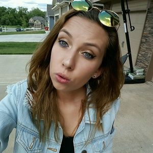 Meet your Posher, Aliyah