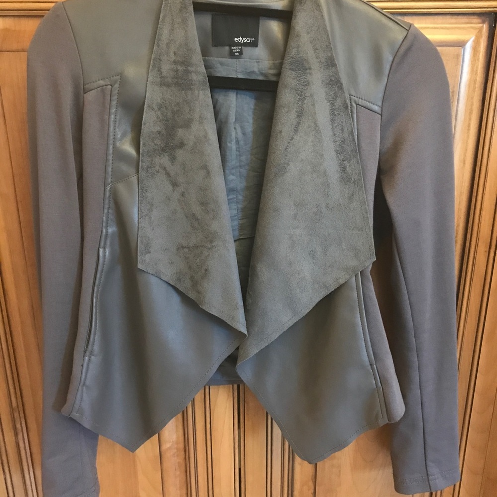 Cute faux leather and ponte jacket