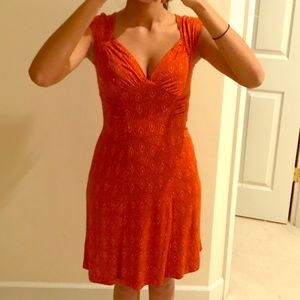 LAST CHNACE Super cute bust defining dress