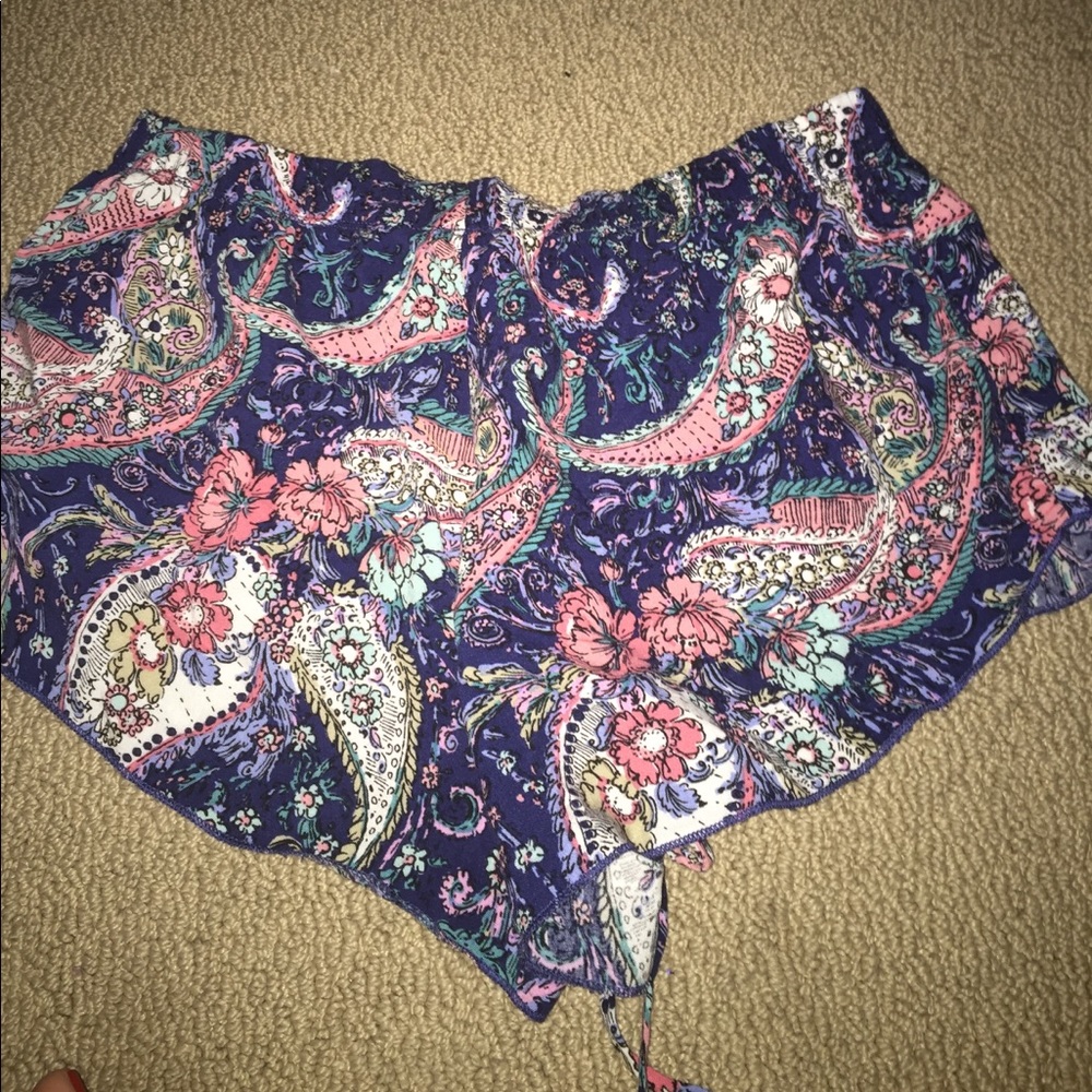 Shorts - Picture 2 of 2