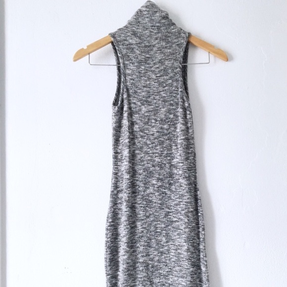 Heather Gray turtleneck dress - Picture 6 of 8