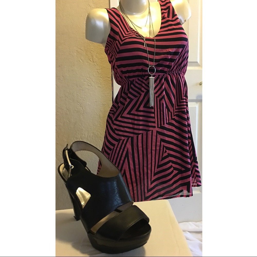 Fun patterned pink black dress sm