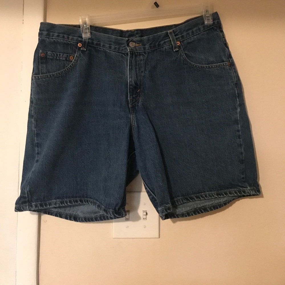 🚨Levi Shorts