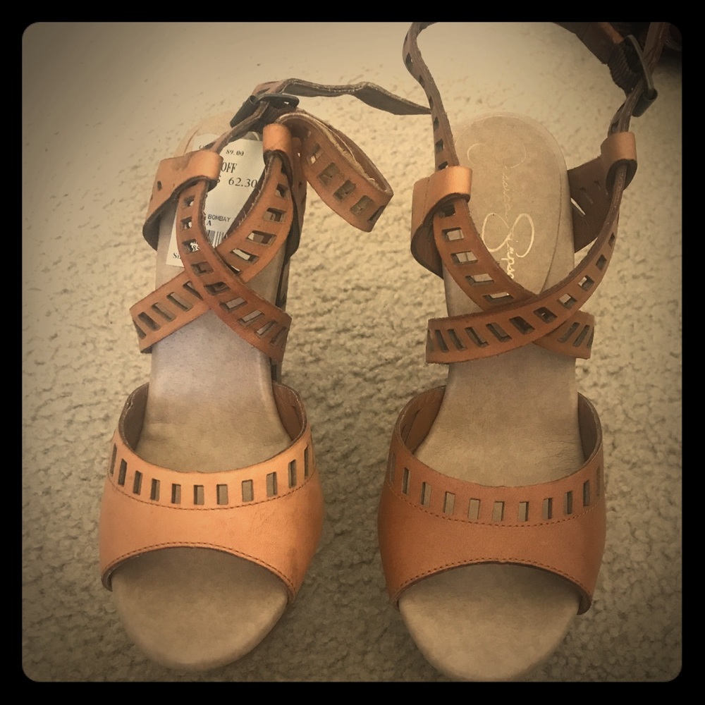 Jessica Simpson Platform Heels. Chunky Heel.