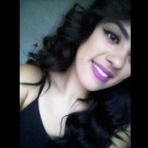 Meet your Posher, Nadya