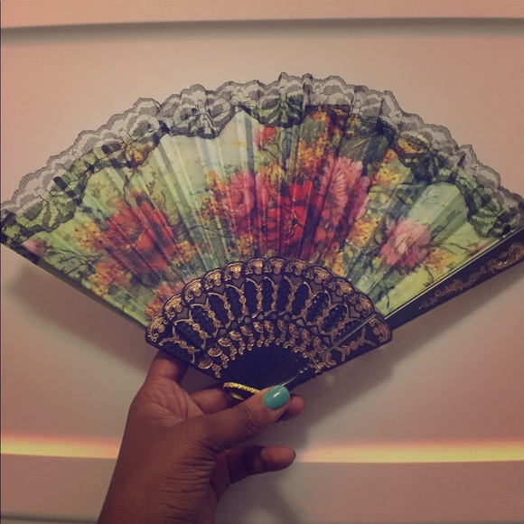 Accessories - Cute little hand fan