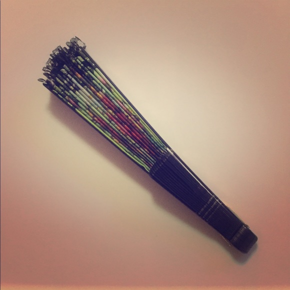 Cute little hand fan - Picture 2 of 2