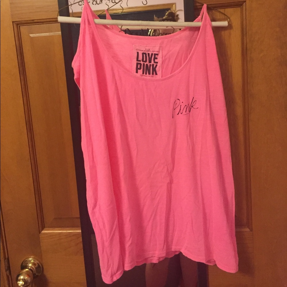 Pink cut-out shoulder tank top