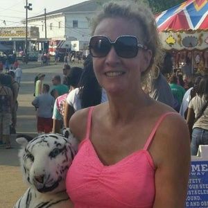 Meet your Posher, Marlaine