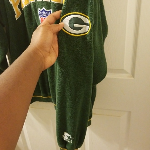 Green Bay Packers Sweater - Picture 4 of 4