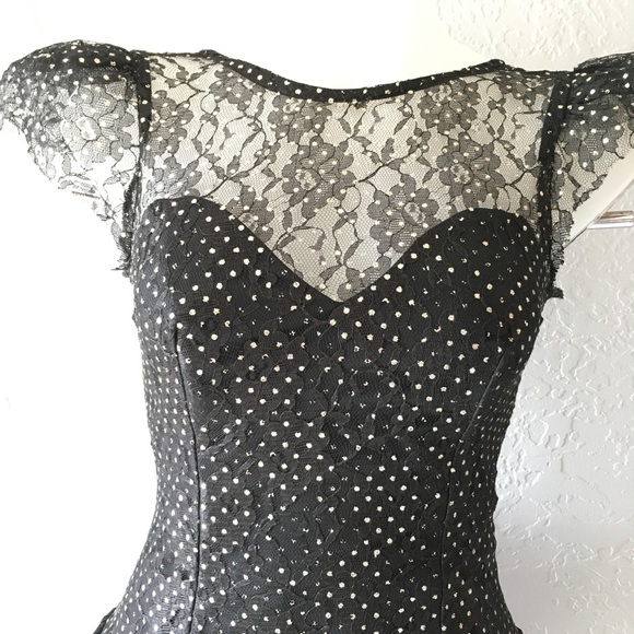 Vintage prom formal dress gown - Picture 3 of 3