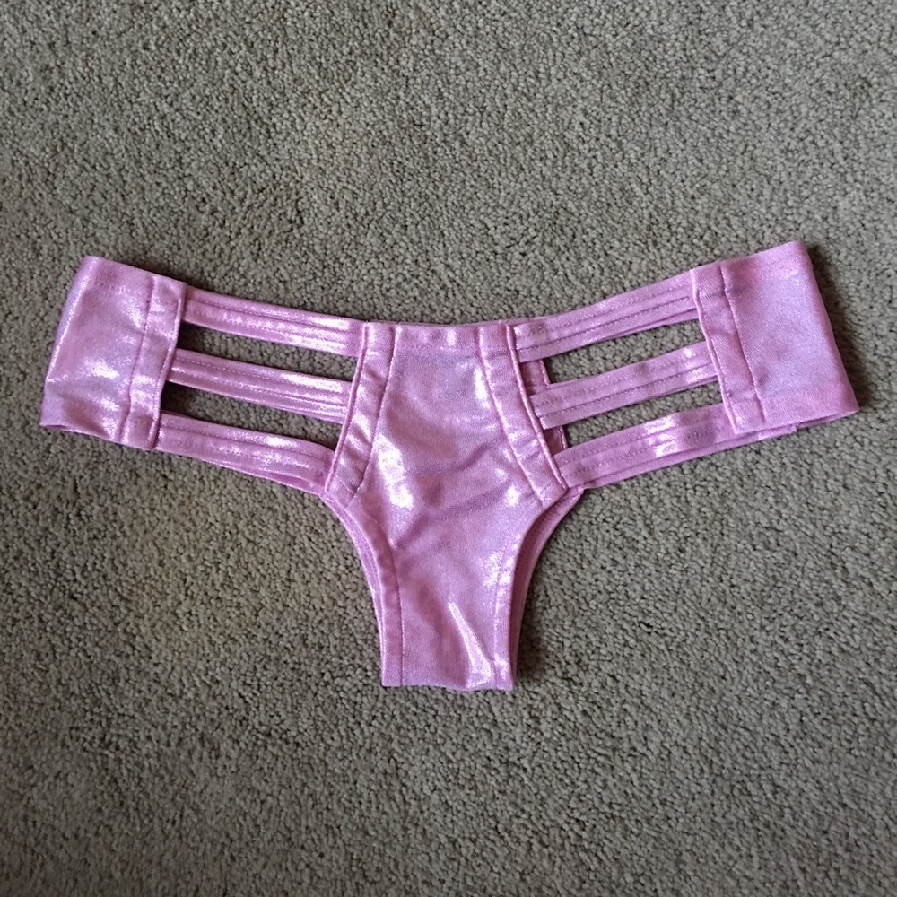 NWOT baby pink holographic cut out bottoms
