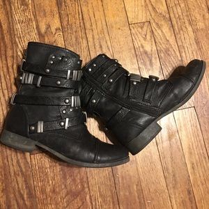 Women's American Eagle Combat Boots