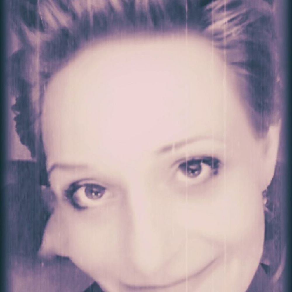 Meet your Posher, Gina