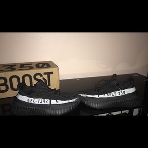 Yeezy boost v2 oreos