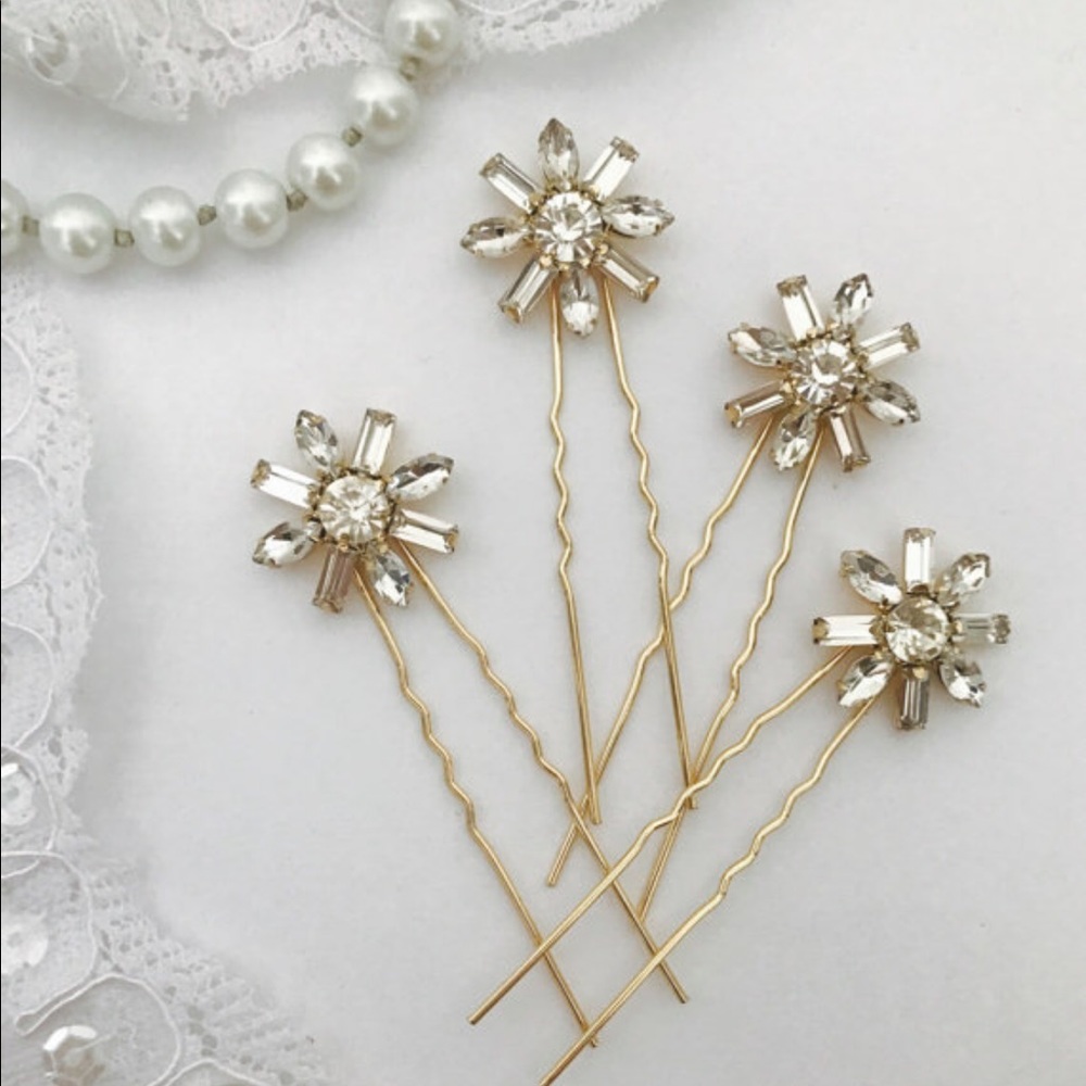 Bride hair pins,bride headpiece, bride accessory - Picture 1 of 3