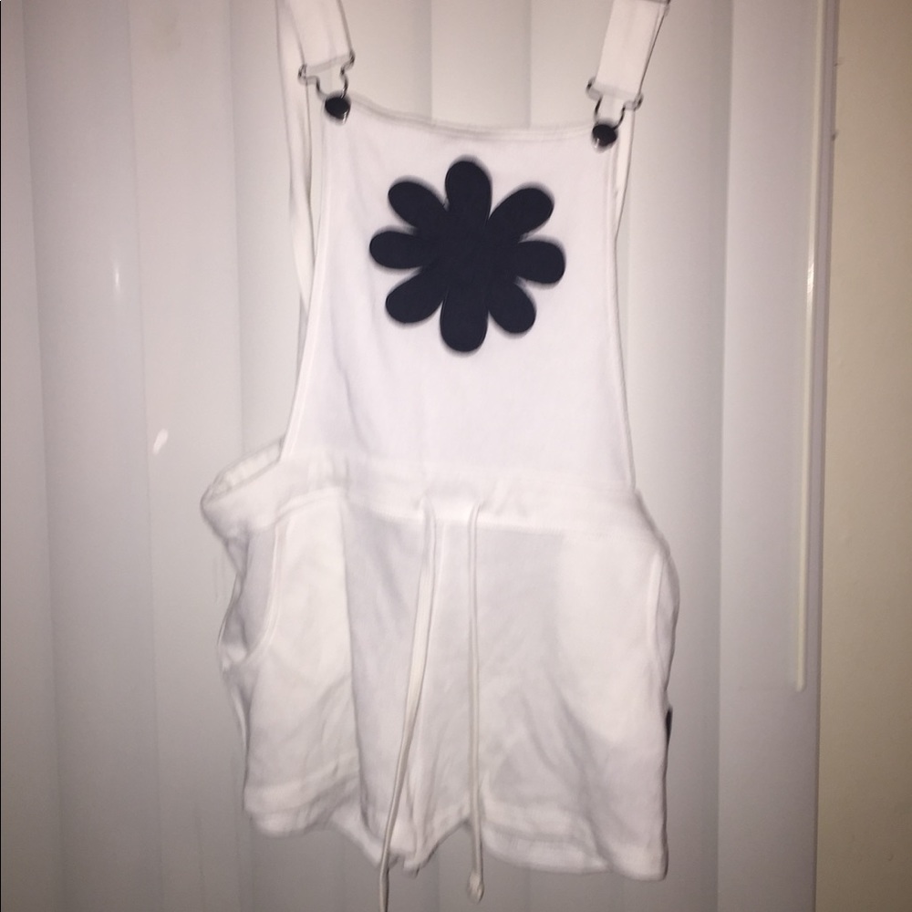 Overalls jumpsuit with black flower size XL NWT