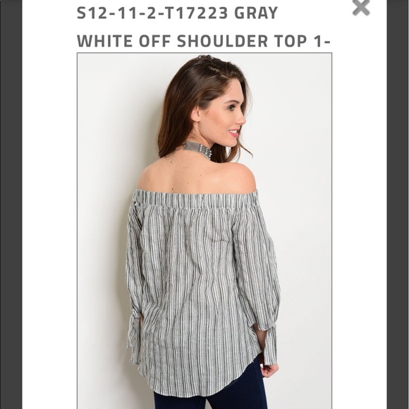 Off the shoulder top. Gray and white strips. - Picture 2 of 2
