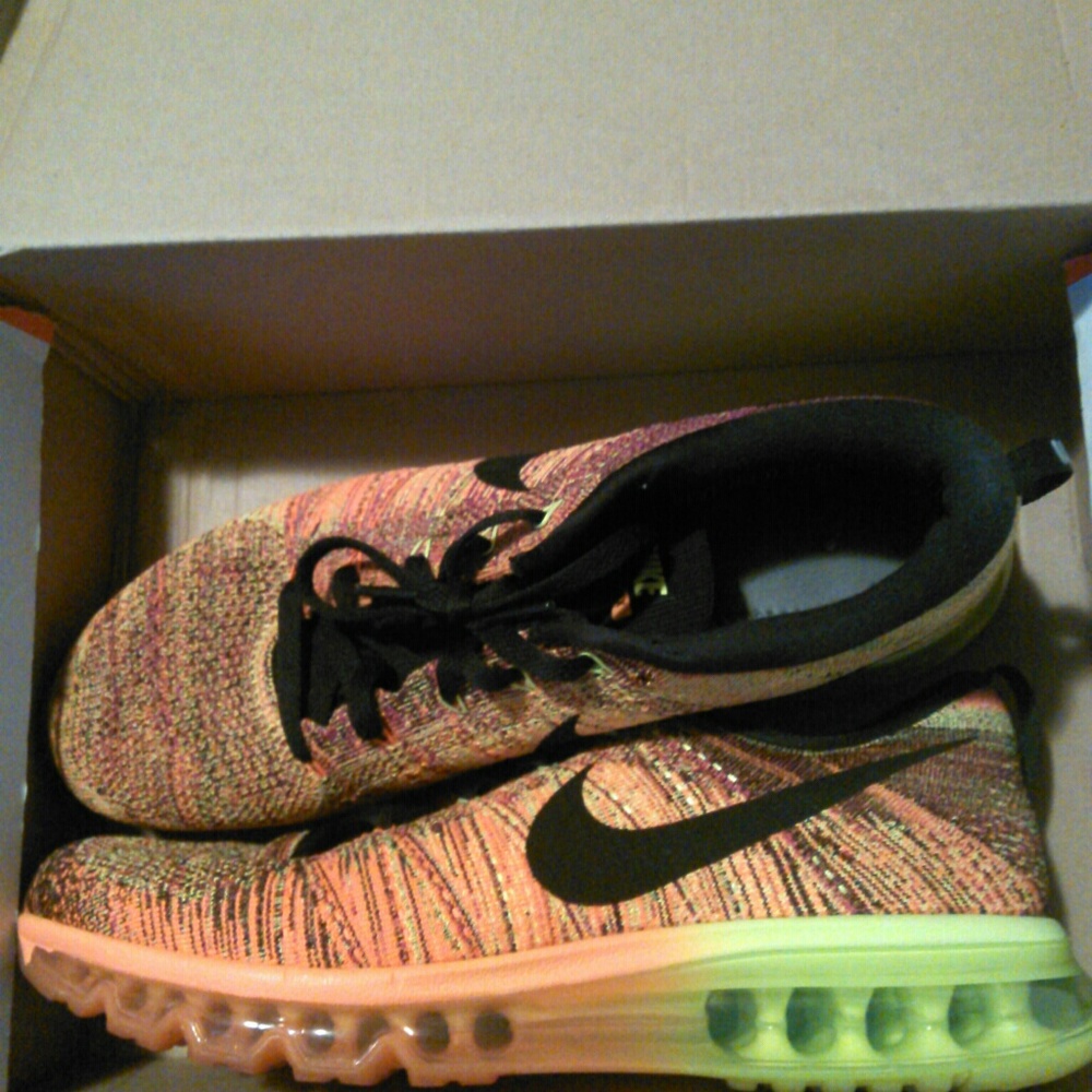 Flyknit citrus air.max